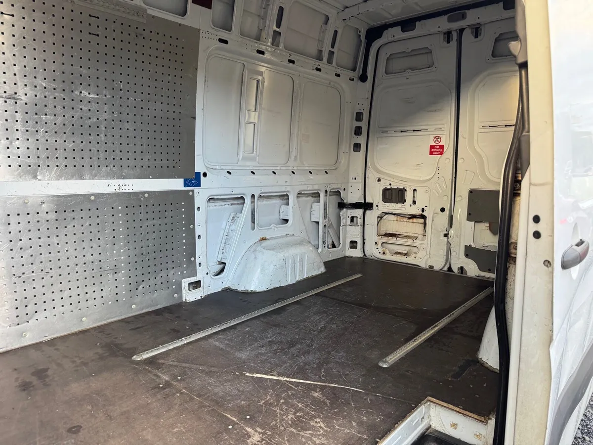 2011 Mercedes Sprinter Starts & Drives 313 CDI - Image 4