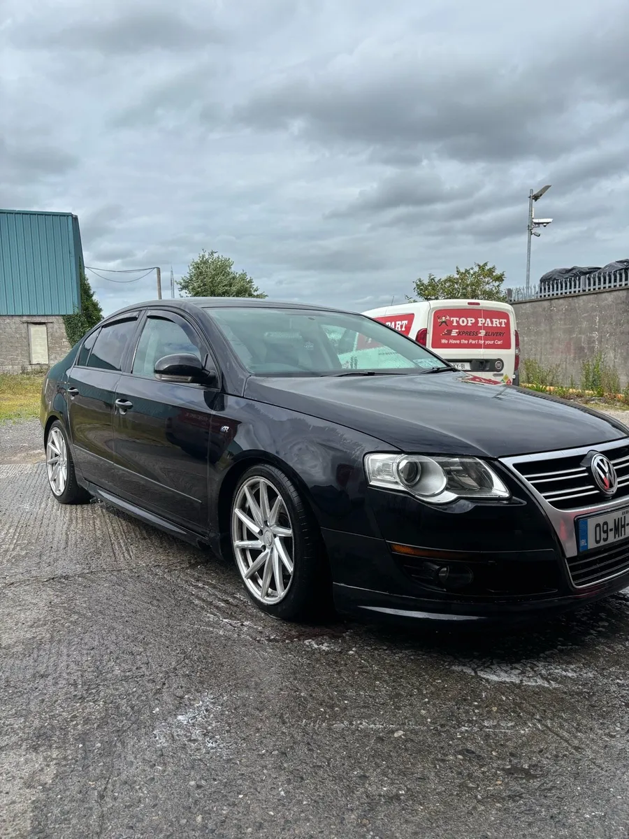 Volkswagen Passat - Image 4