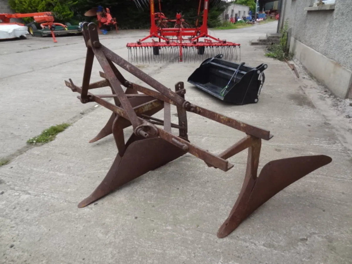 Massey Ferguson 2 row Drill Plough - Image 3