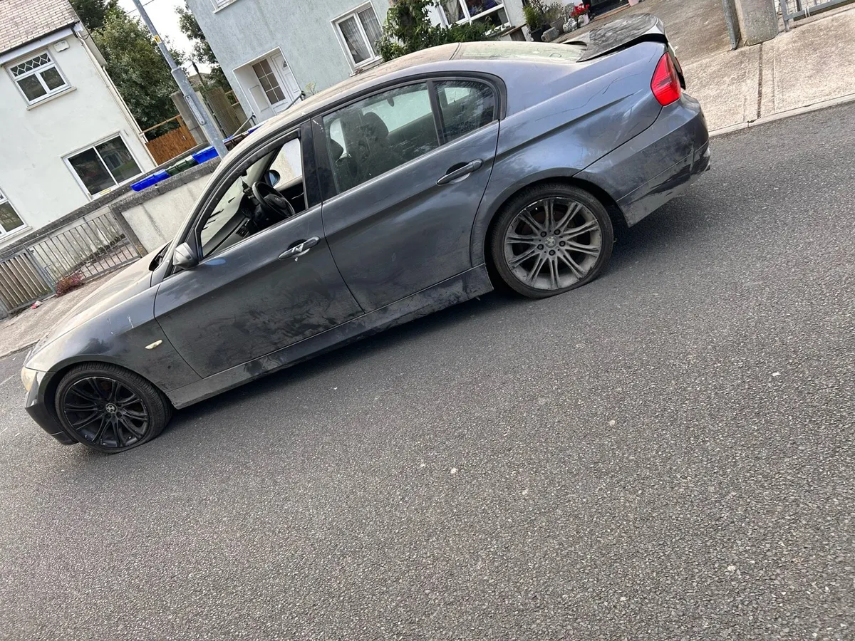 BMW 320D BREAKING - Image 3