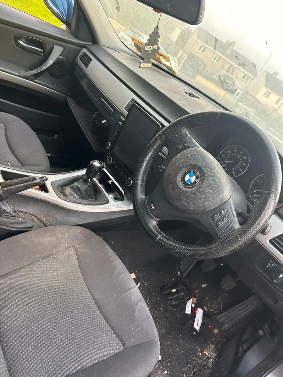 BMW 320D BREAKING - Image 4