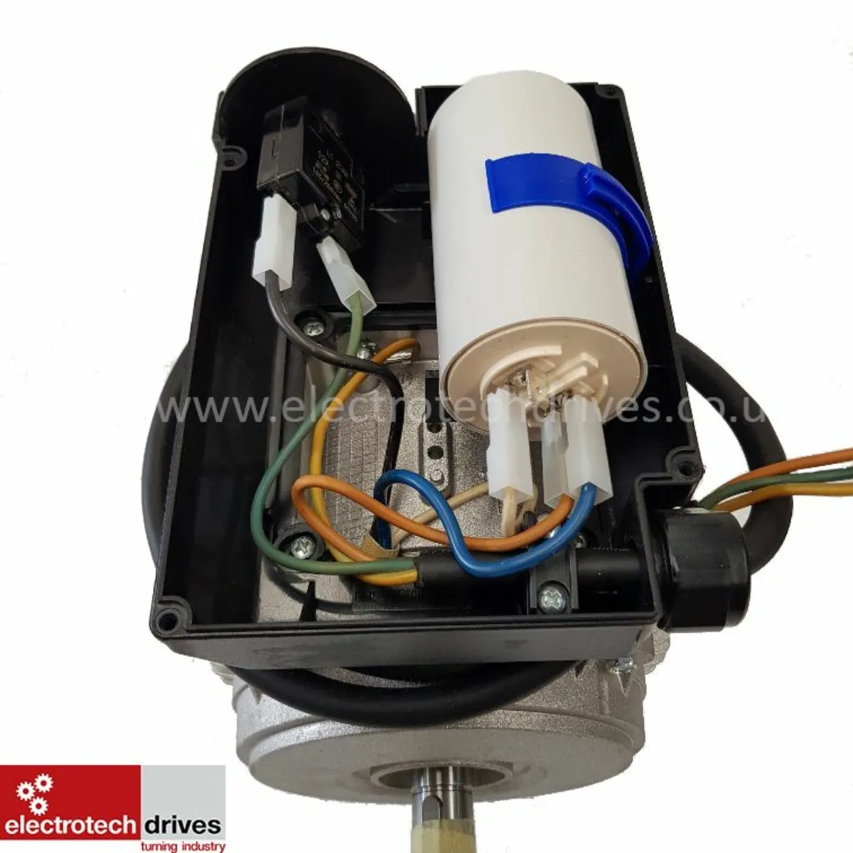 Compressor Motor -2.2KW - 2800rpm - 240v - 19mm - Image 4