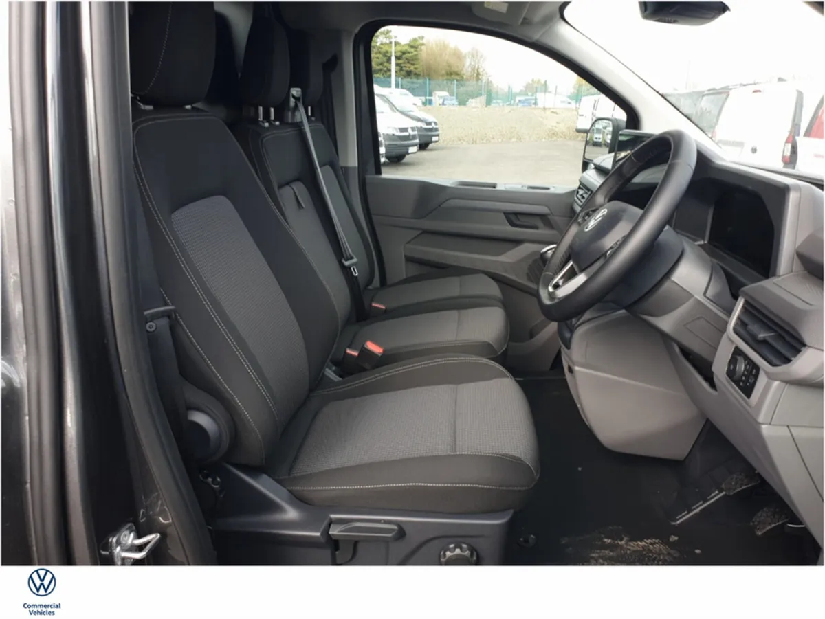Volkswagen Transporter VAN SHORT WHEEL BASE TRENDL - Image 2