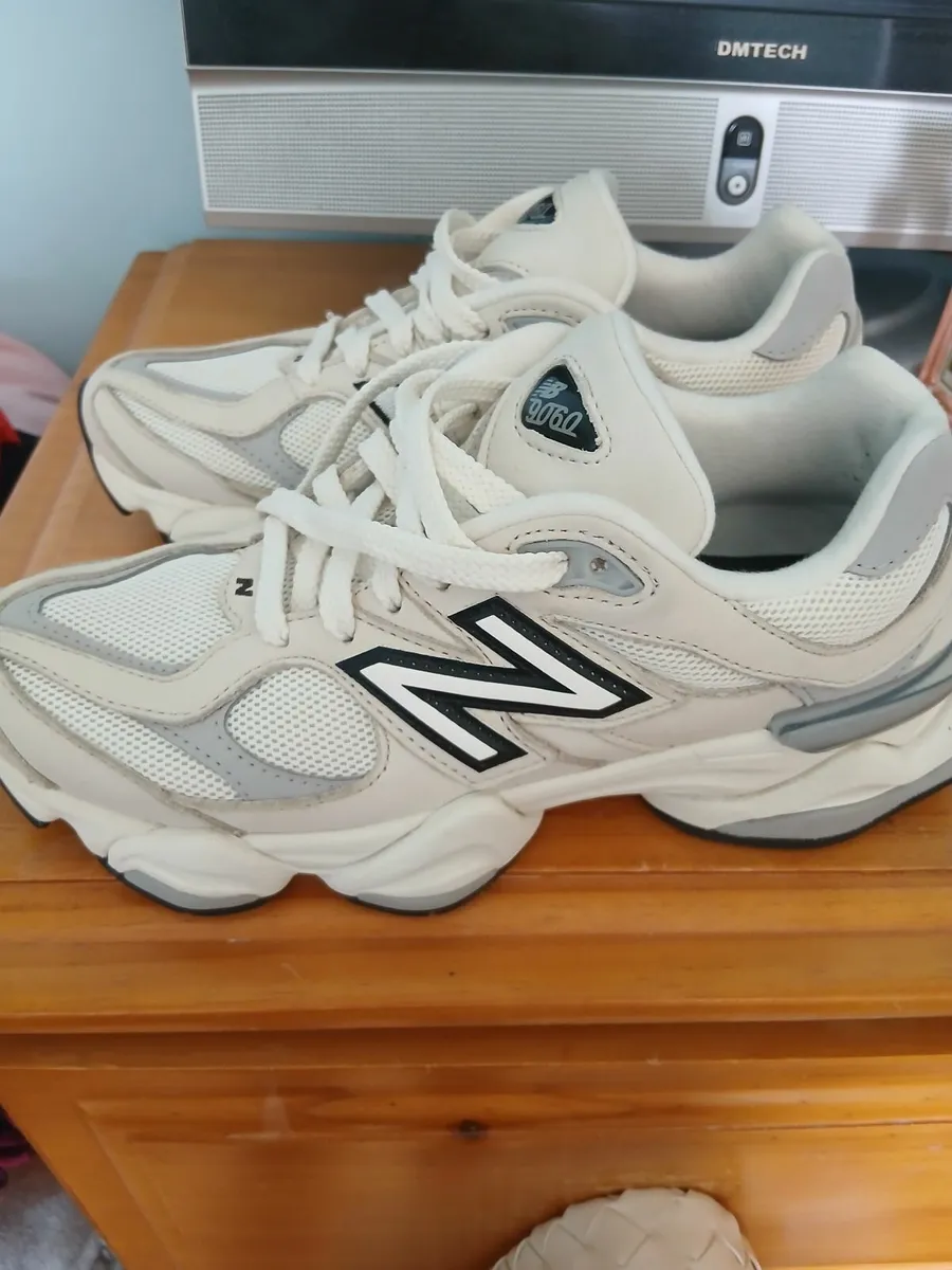 Women's New Balance 9060's size 5 1/2 - Image 1