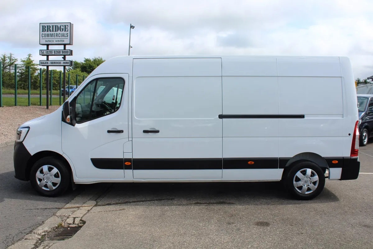 2021 Renault Master LM35 Business - Image 2