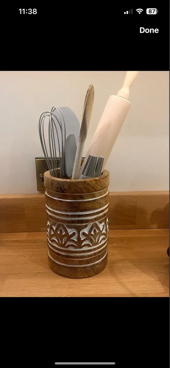 Utensil holder - Image 1