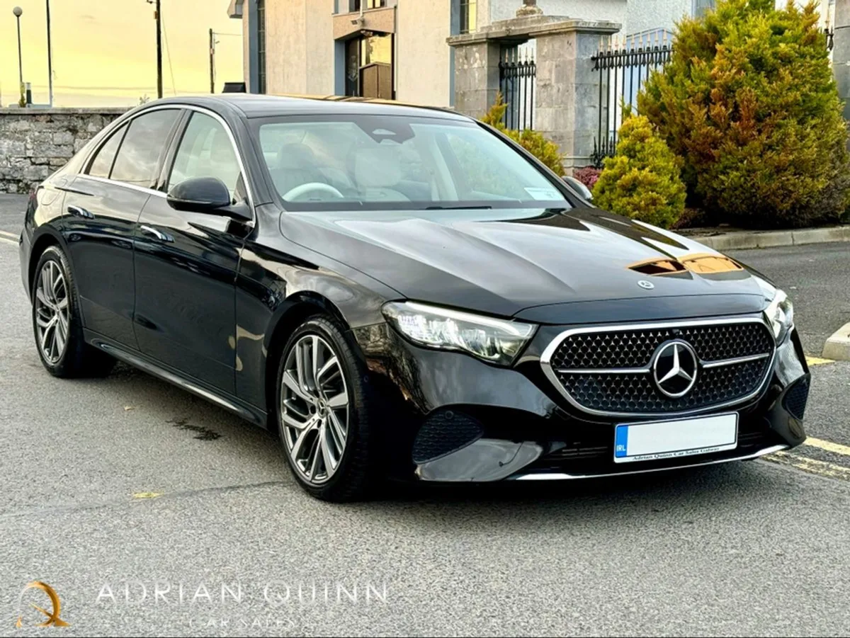 Mercedes-Benz E-Class E220d Avant Garde Plus Auto - Image 4