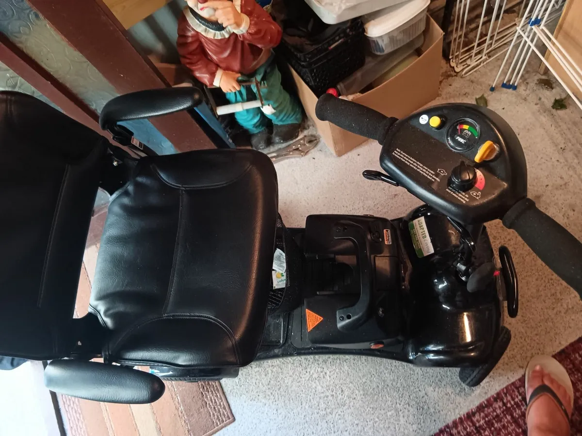 Mobility scooter - Image 2