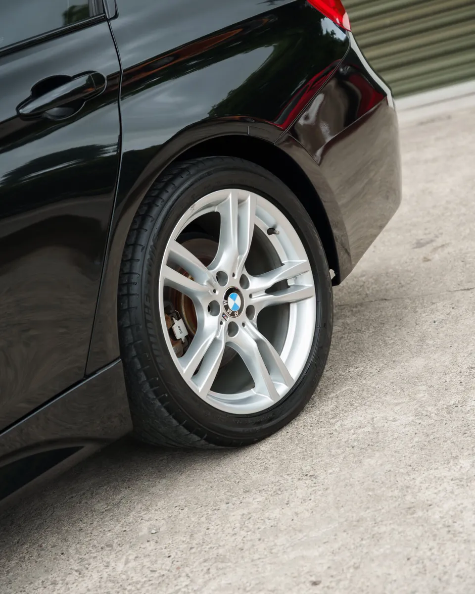 BMW 320D M Sport Auto - Image 3
