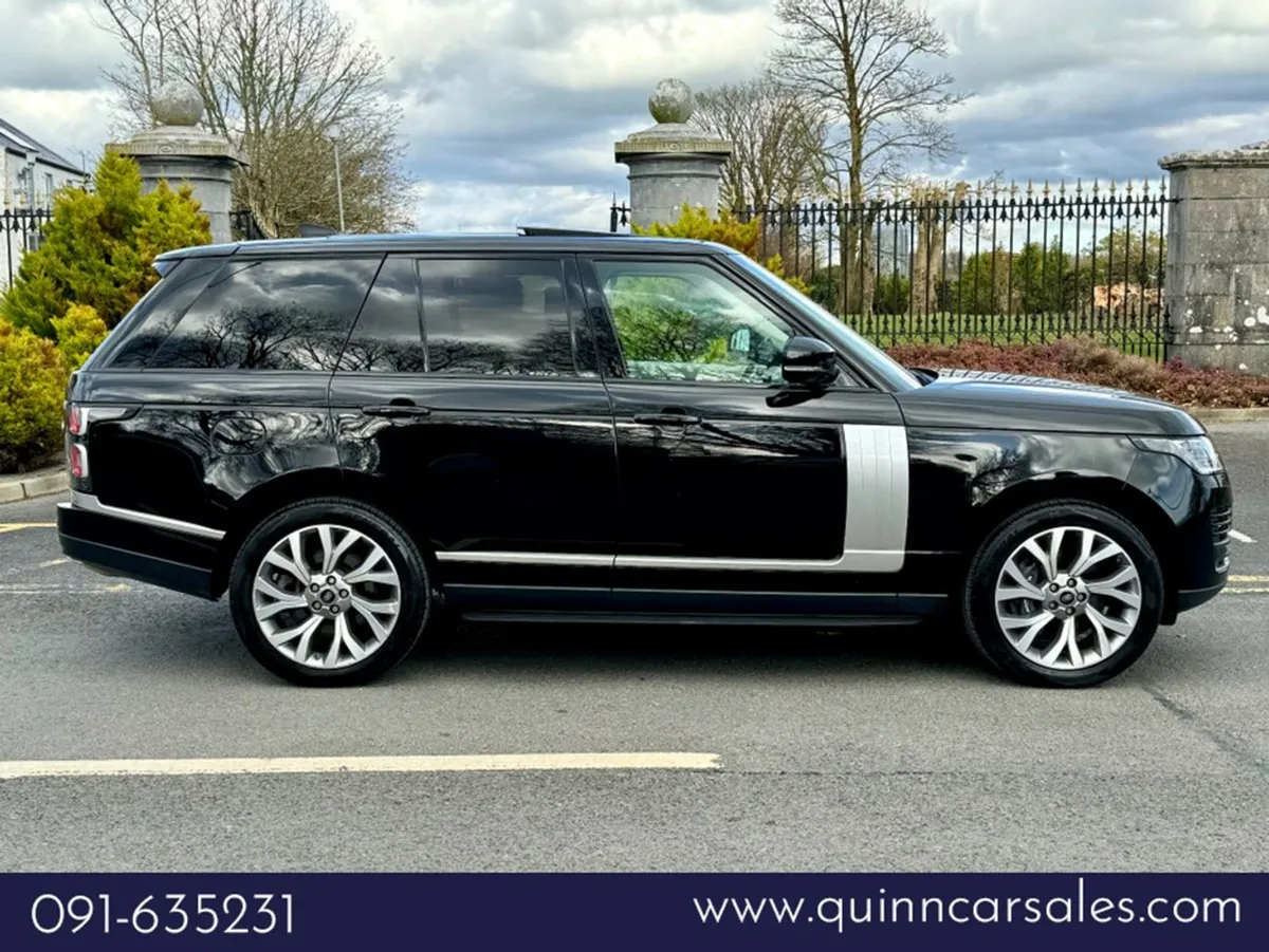 Land Rover Range Rover P400e Westminster Hybrid A - Image 2