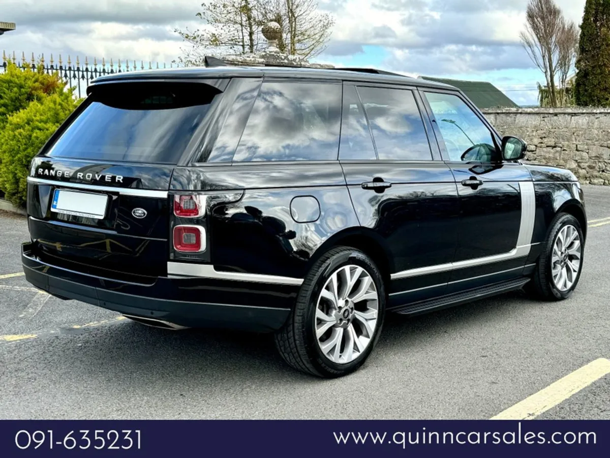 Land Rover Range Rover P400e Westminster Hybrid A - Image 3