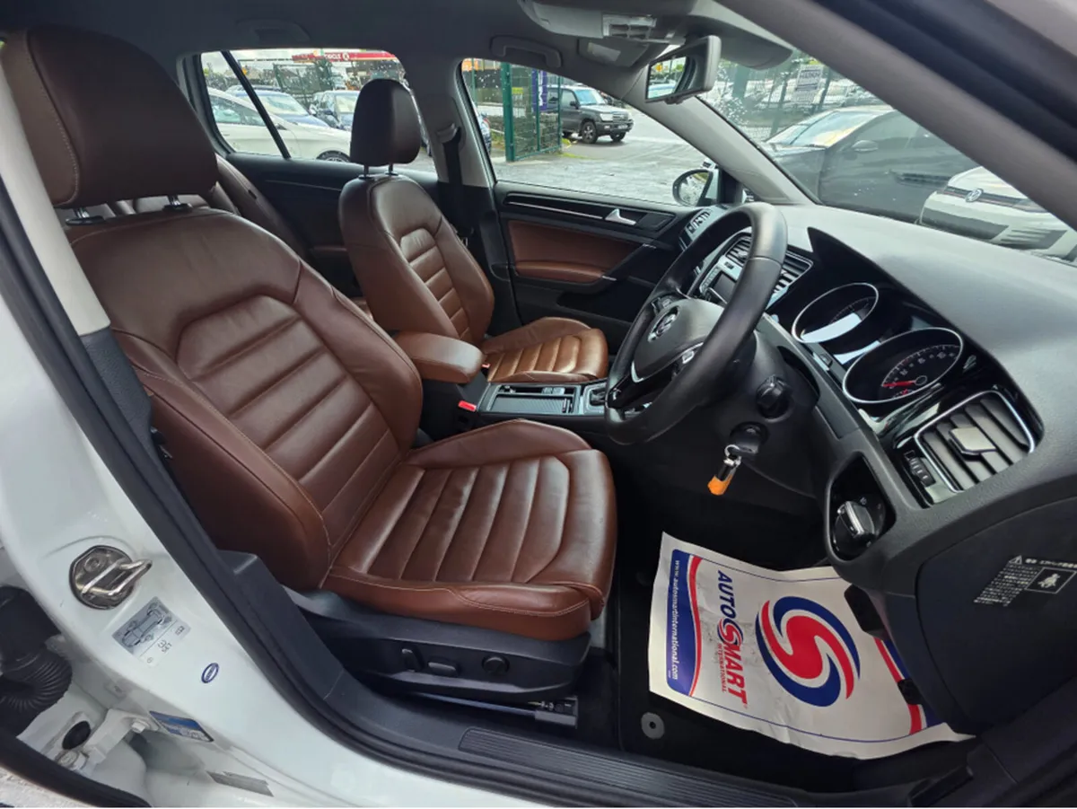 Volkswagen Golf ( 142 REG ) FULL TAN LEATHER REAR - Image 2