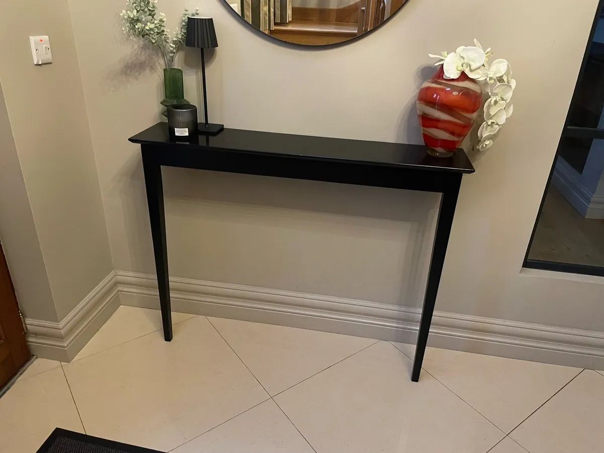 Hallway mirror and Console Table - Image 2
