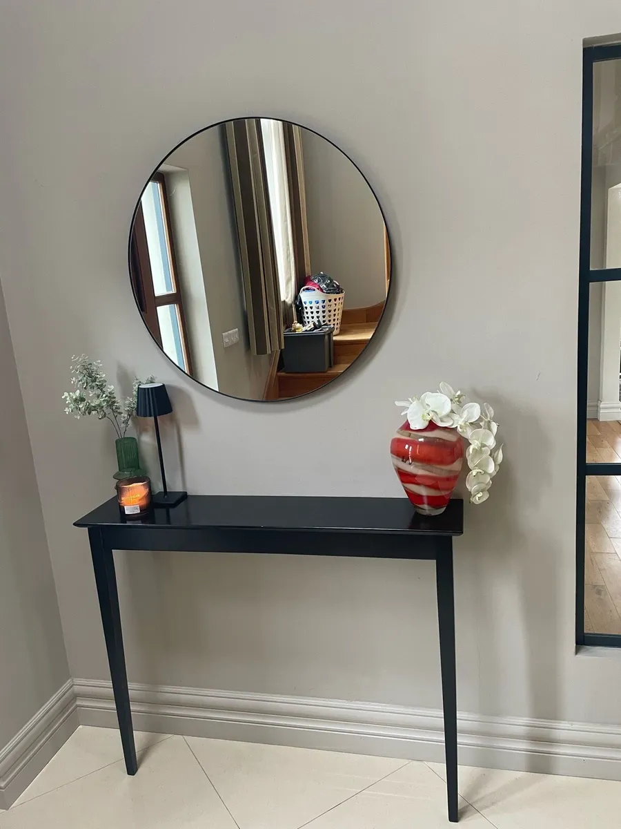 Hallway mirror and Console Table - Image 4