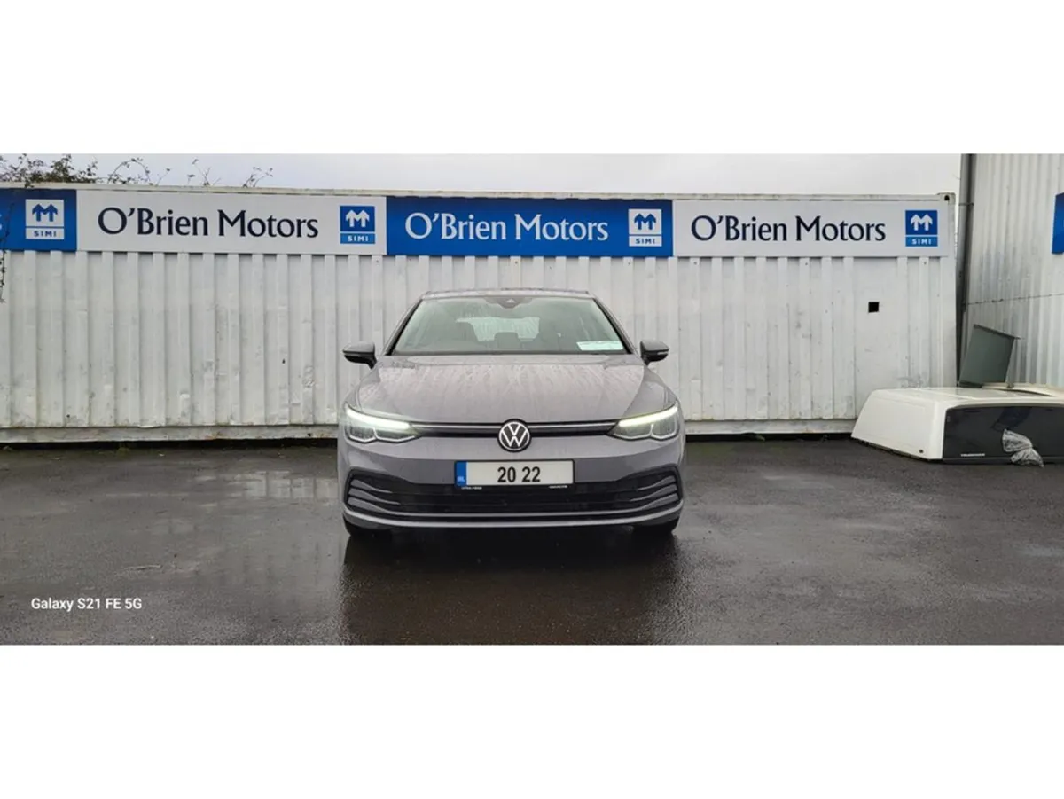 Volkswagen Golf Life TDI - Image 2