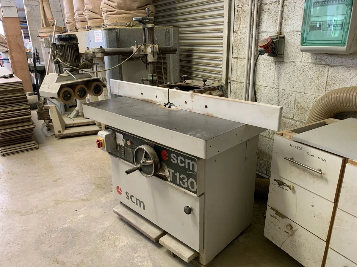 SCM spindle moulder with Maggi power feed - Image 2