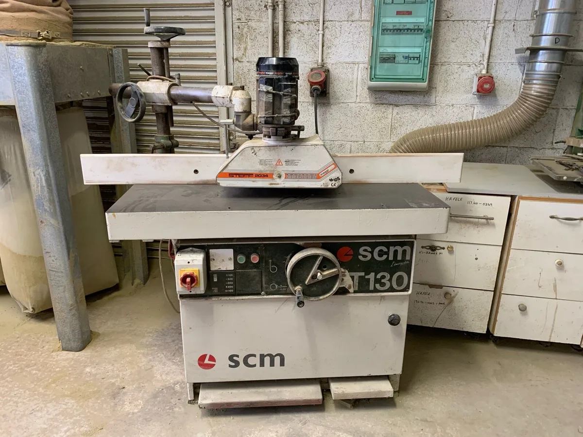 SCM spindle moulder with Maggi power feed - Image 3