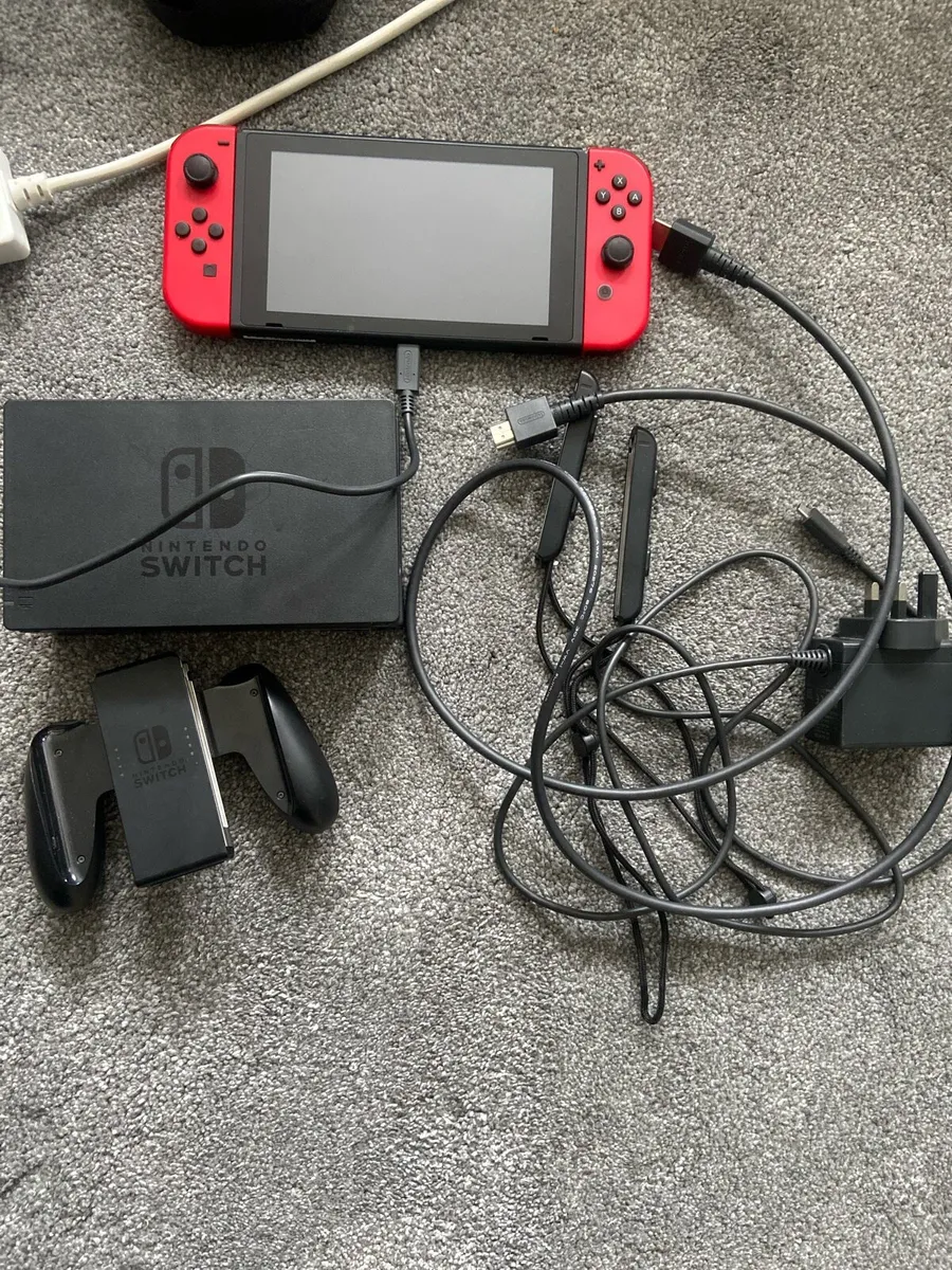 Nintendo switch - Image 1