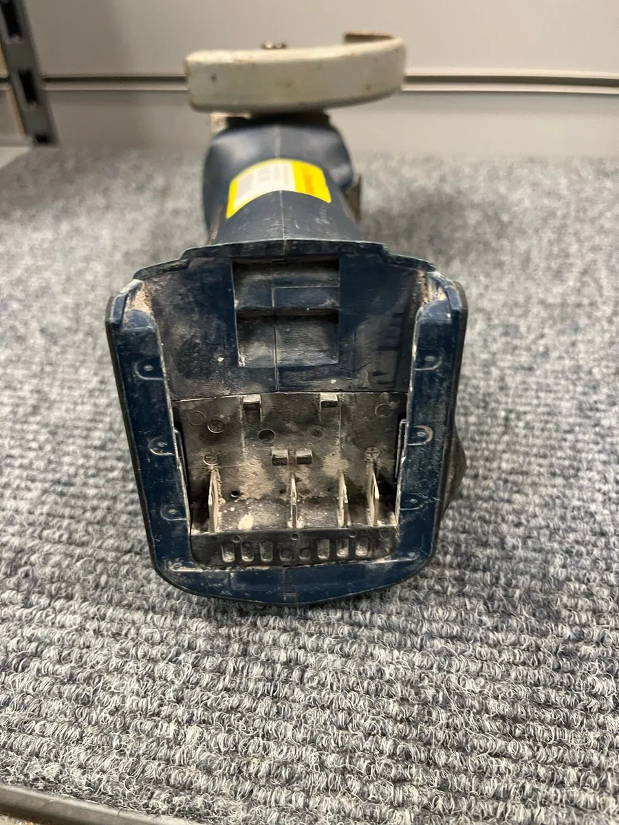 Bosch Grinder Bare - Image 3