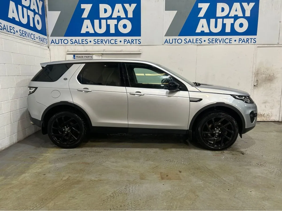 Land Rover Discovery Sport 2.0 TD4 S 5DR - Image 3