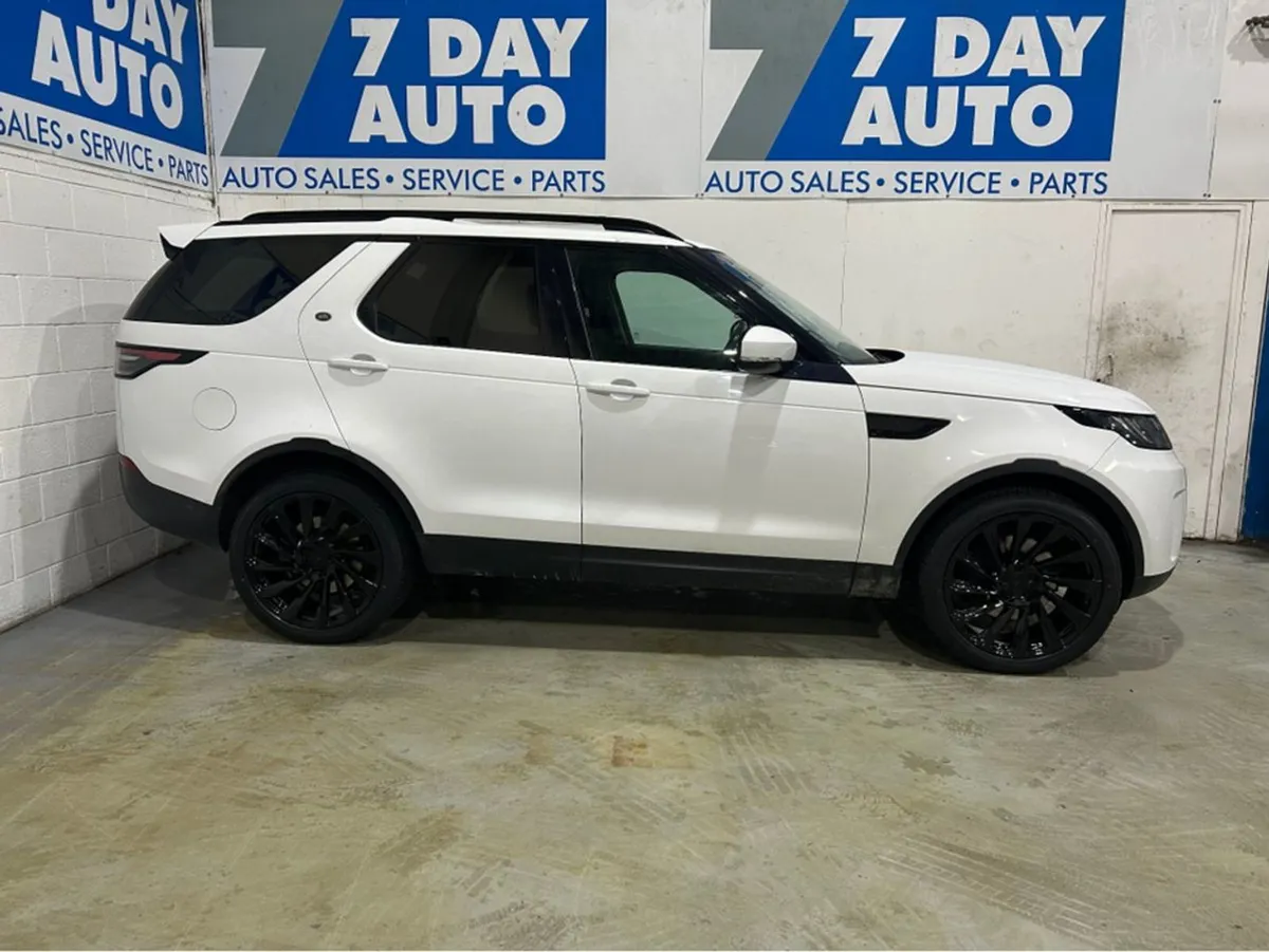 Land Rover Discovery 2.0 TD4 S 180PS 5DR Auto - Image 3