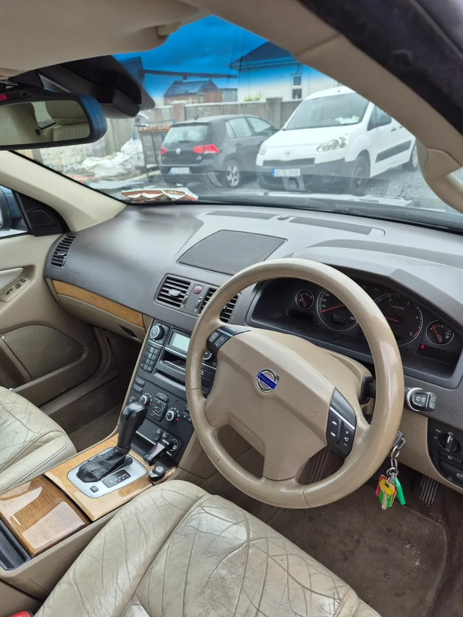 Volvo XC90 2008 - Image 2