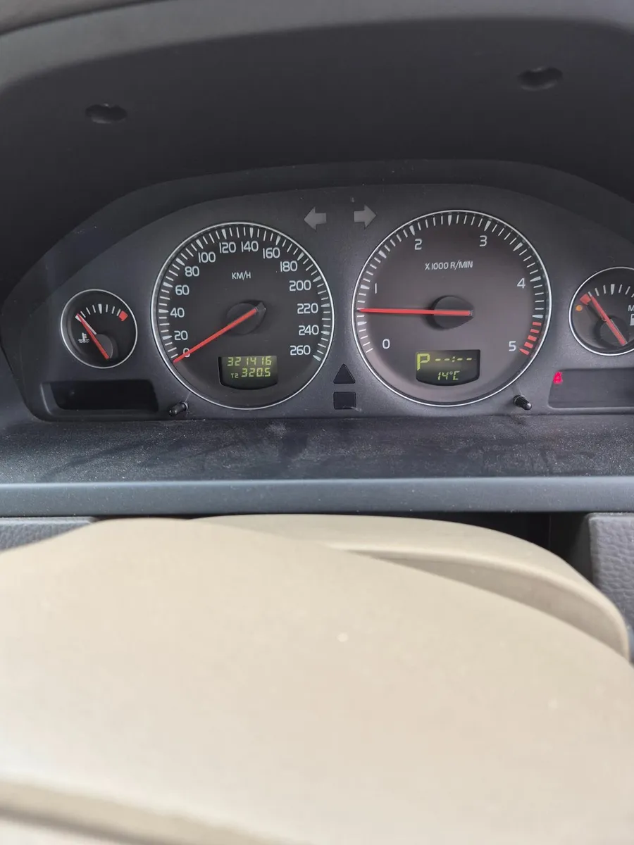 Volvo XC90 2008 - Image 3