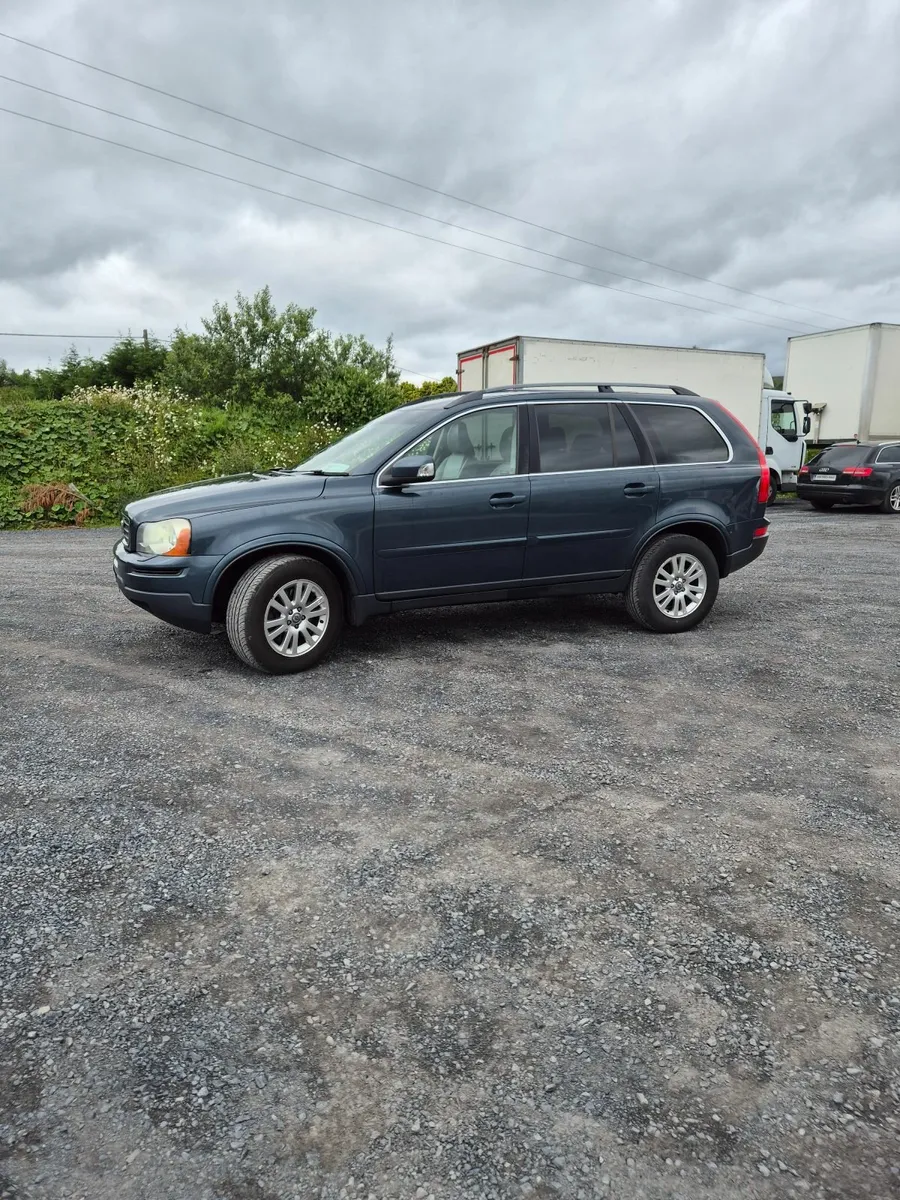 Volvo XC90 2008 - Image 1
