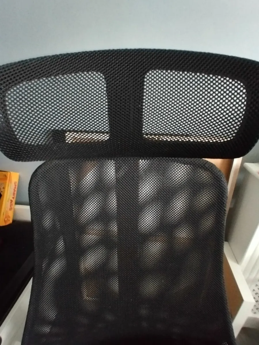 Office chair - Image 2