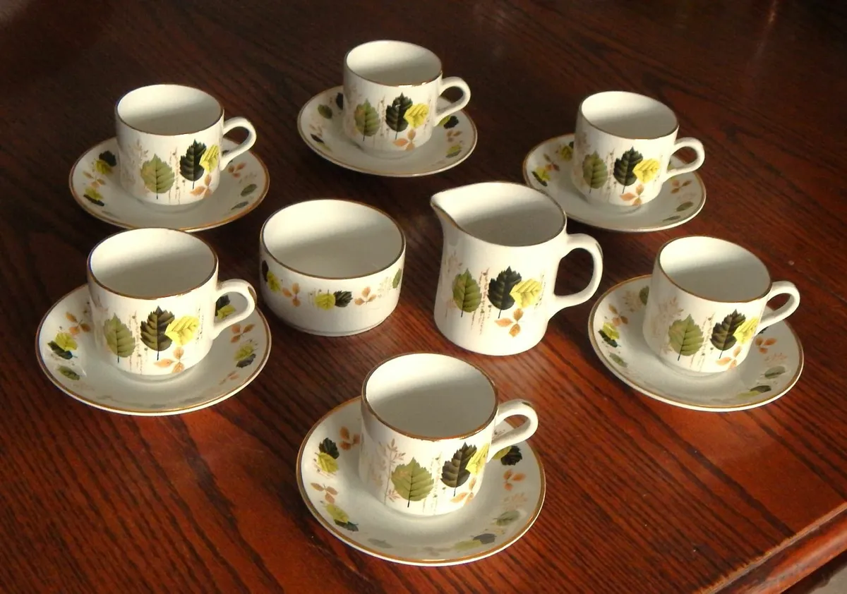 14 Piece Vintage Arklow Pottery Coffee Set - Image 1