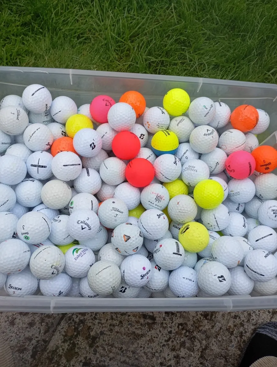 Golf balls - Image 1