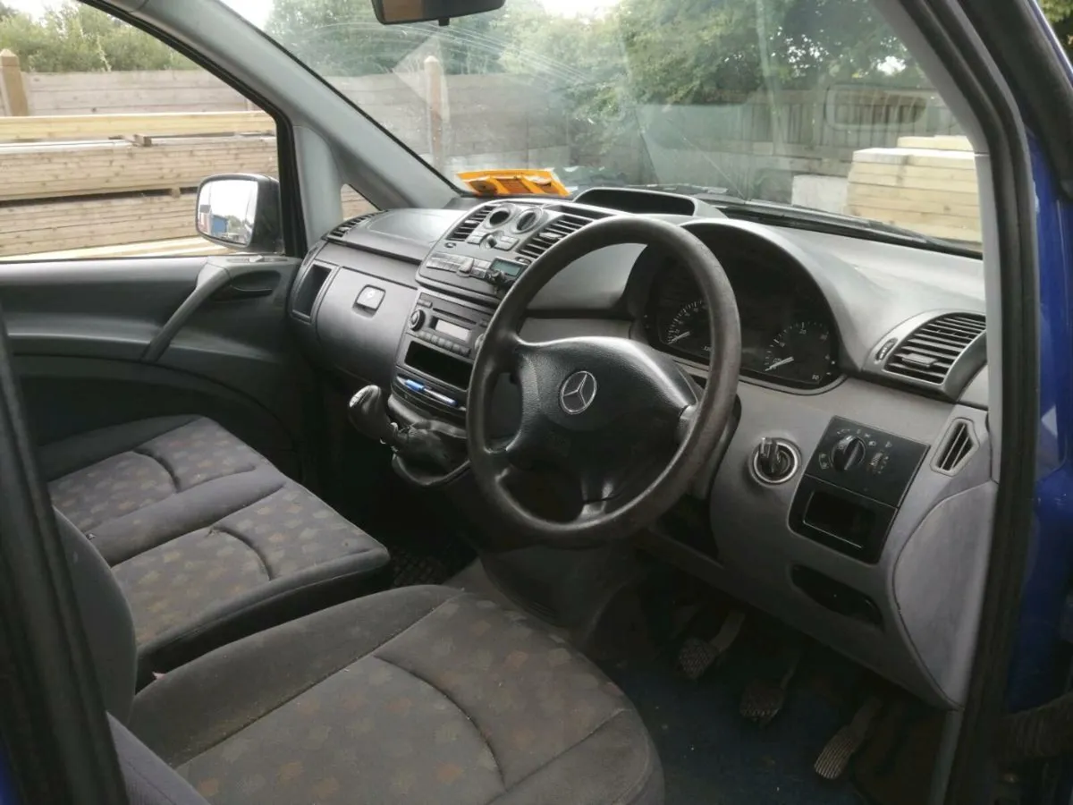 Mercedes Benz Vito - Image 2