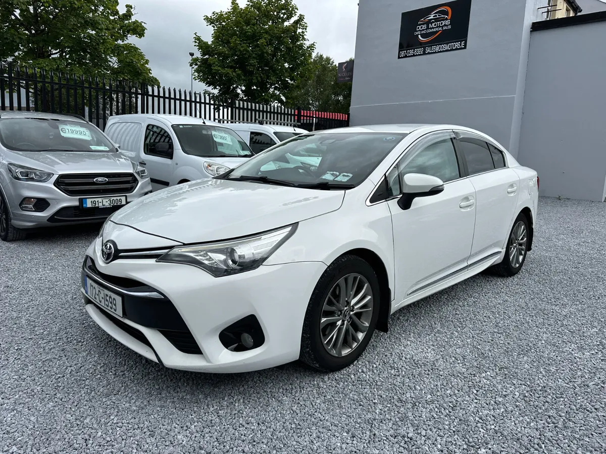 2017 (172) Toyota Avensis 1.6 D-4D Luna Navi - Image 2