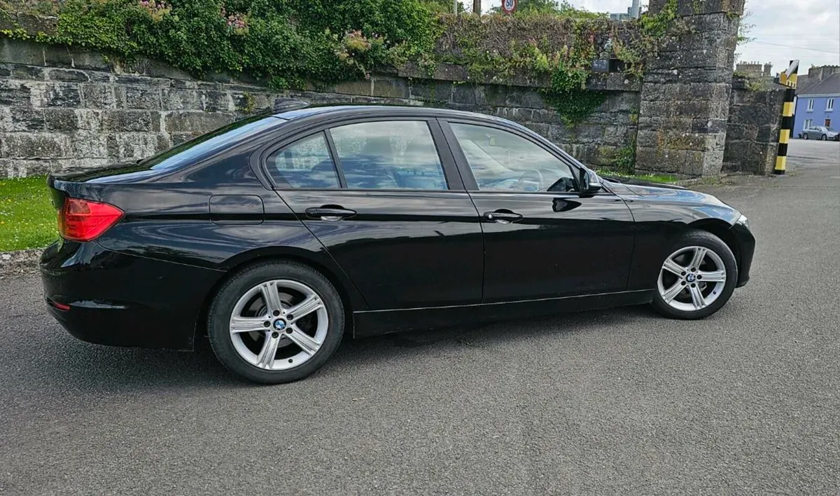 BMW 3-Series 2014 - Image 4