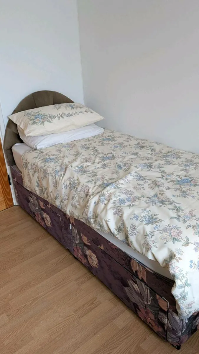 Wardrobe - Image 1