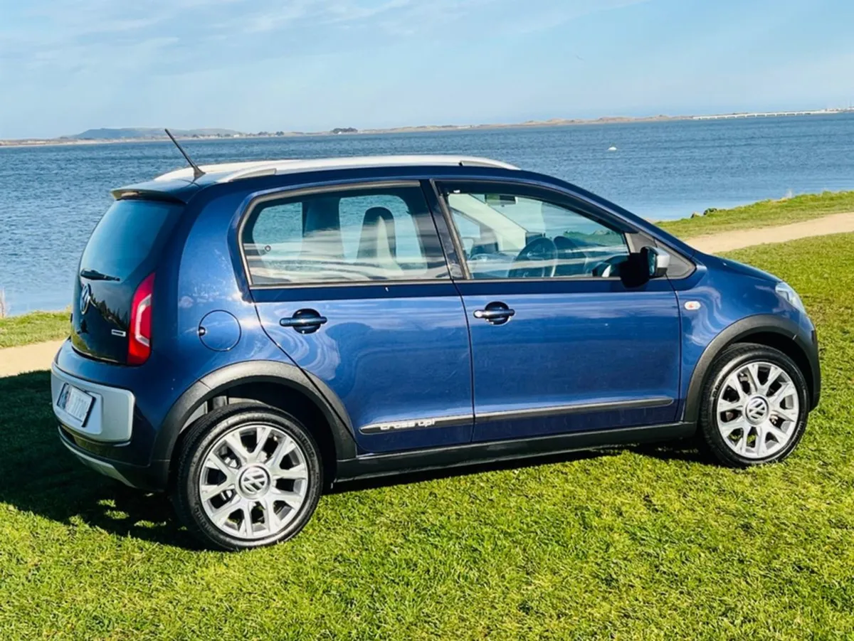 Volkswagen Up! 1.0l Auto - Image 3