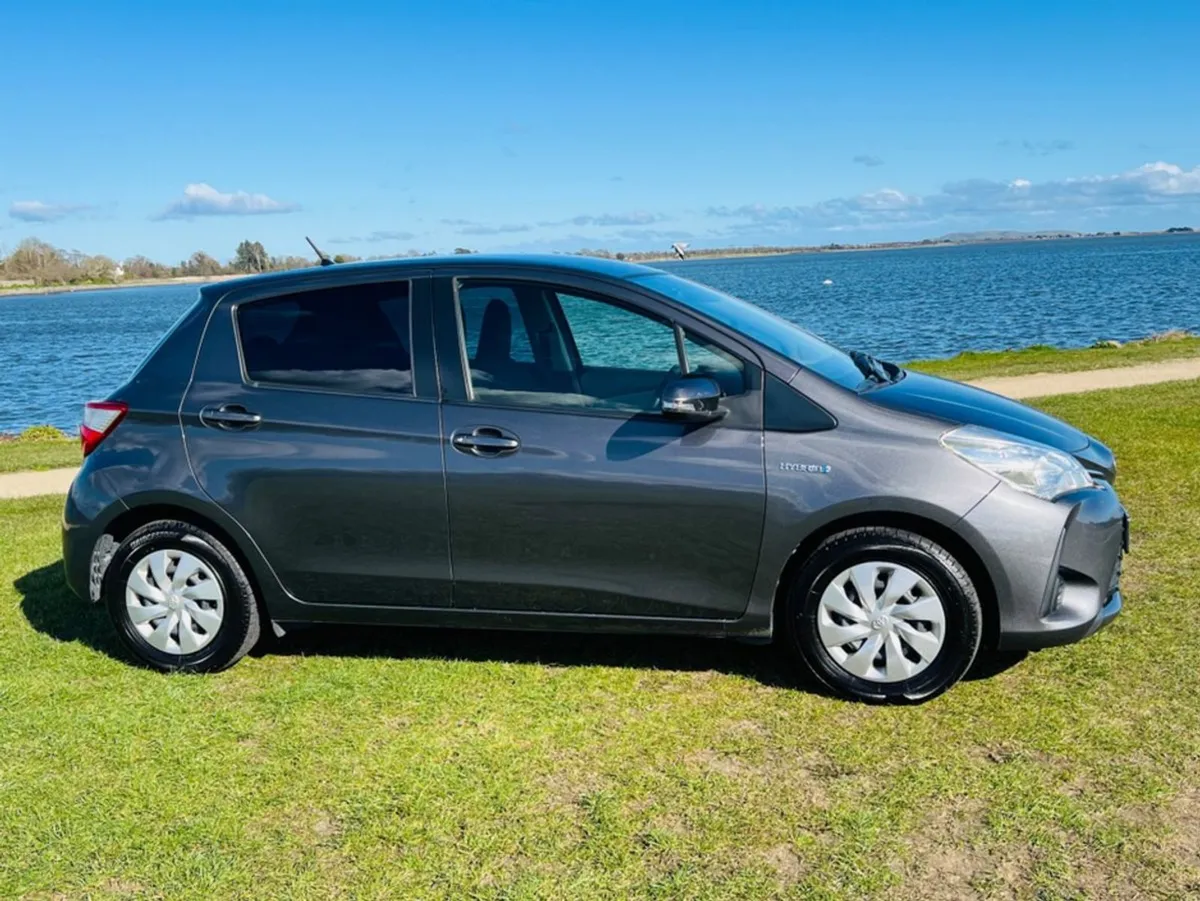 Toyota Vitz 1.5 Hybrid Automatic - Image 3