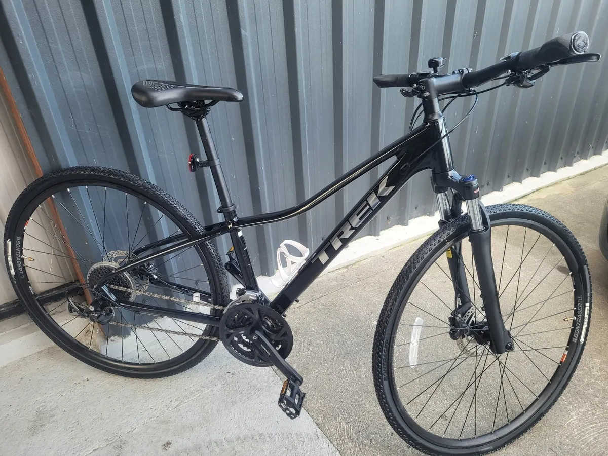 Trek mountain bike ladies Dual sport 3 - Image 2