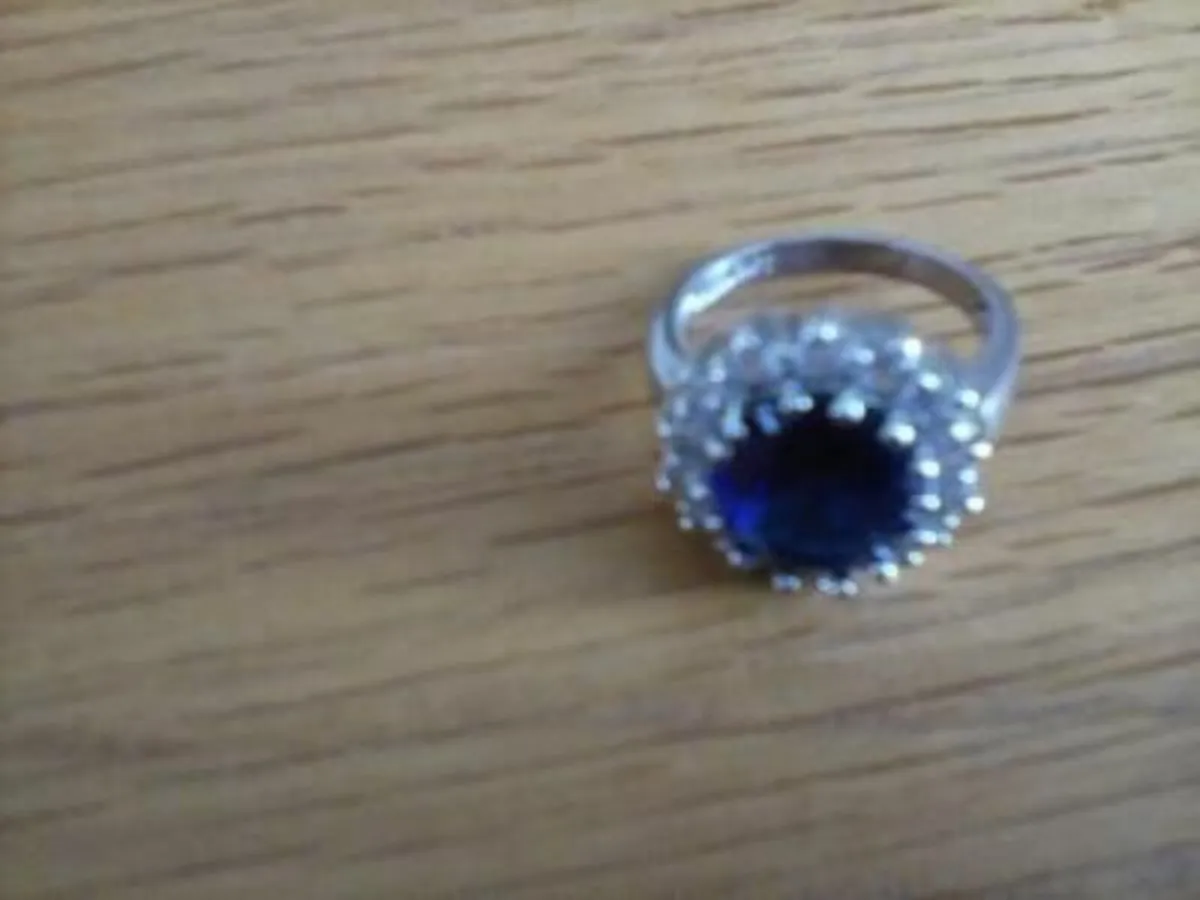 18K Rolled Gold Plated Ring. - Image 2