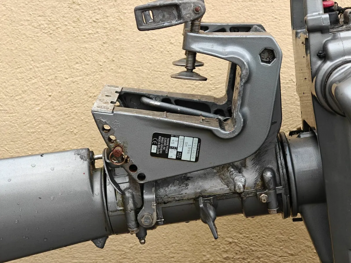 Mariner 5hp outboard boat engine - Image 2