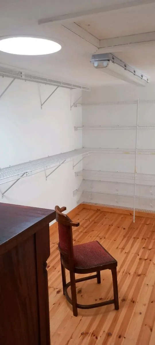Closet Racking - Image 1