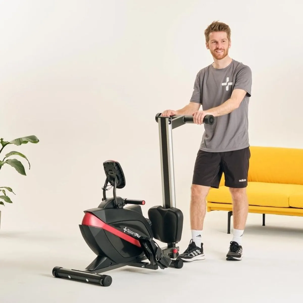 Rowing Machine - Image 2