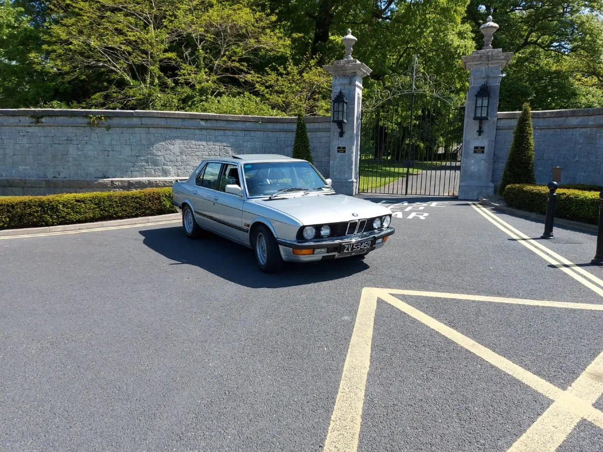 BMW 5-Series 1985 - Image 1