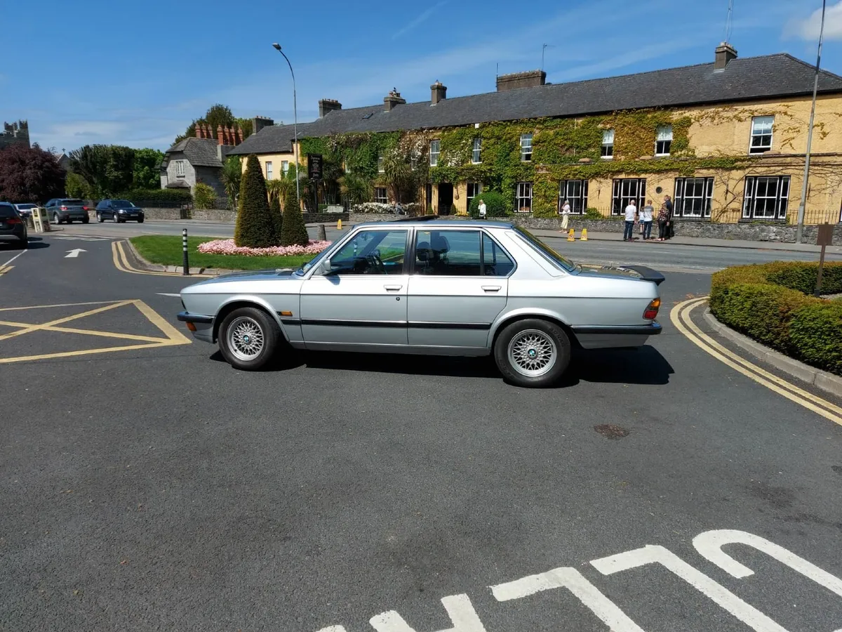 BMW 5-Series 1985 - Image 3