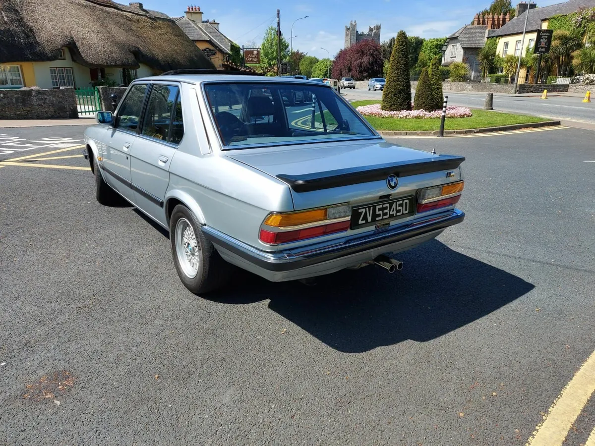 BMW 5-Series 1985 - Image 4