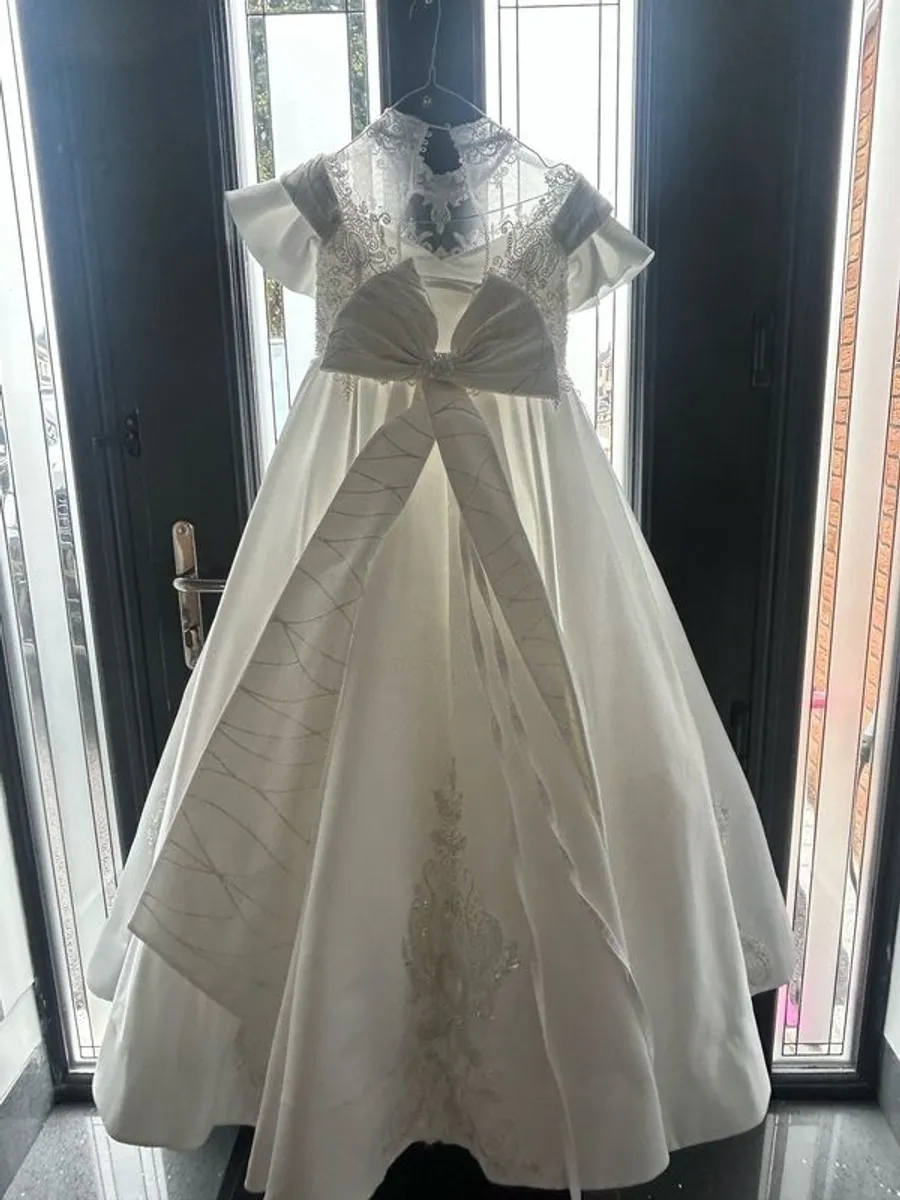 communion dress - Image 3