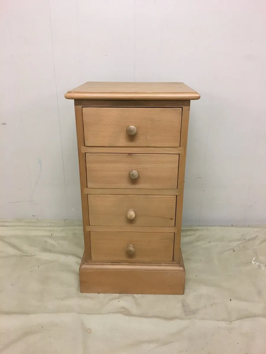 Pair Bedside Cabinets - Image 4