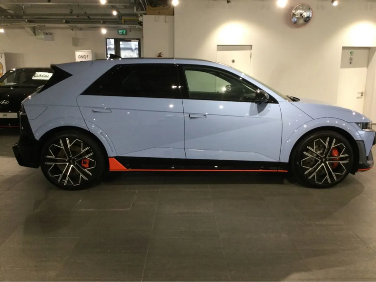 Hyundai Ioniq 5 N - World Performance Car Of The - Image 2