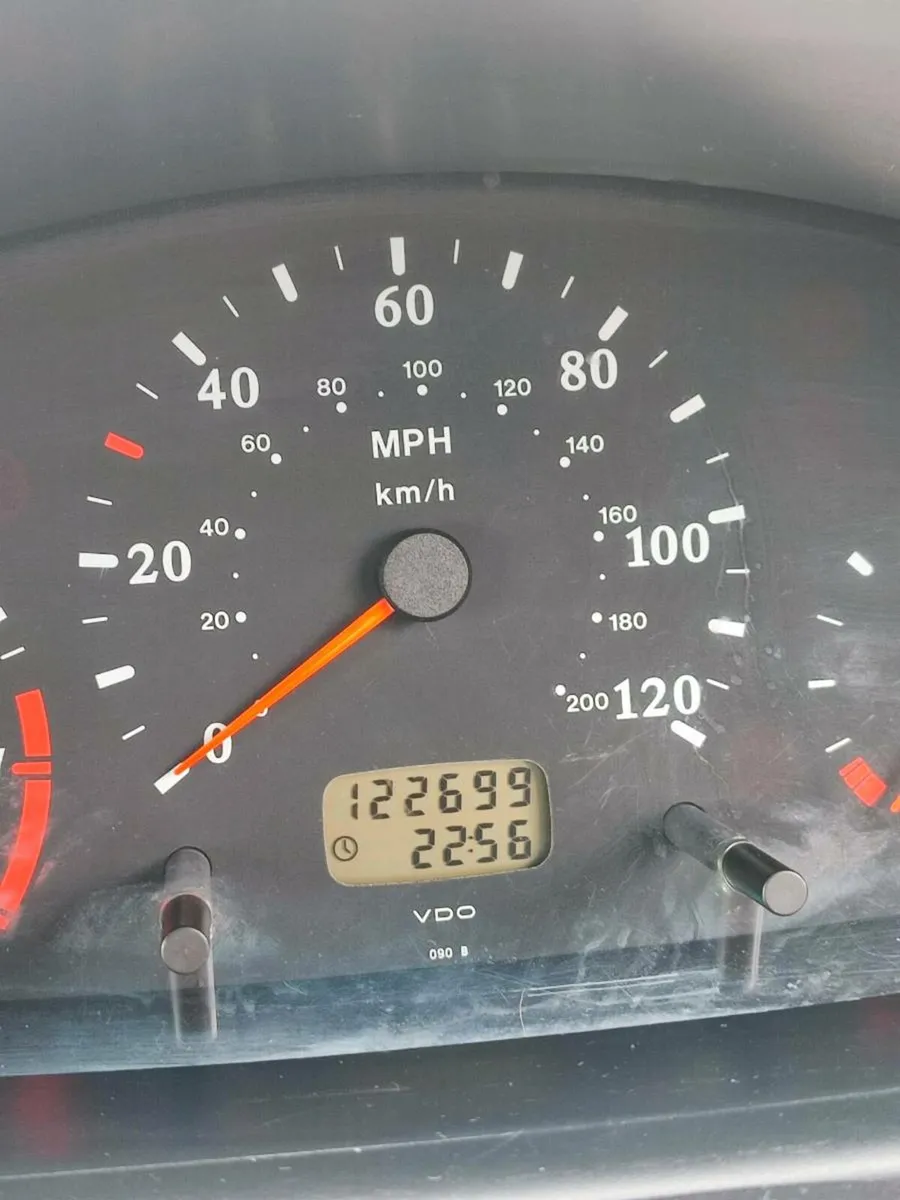 Nissan Micra - Image 4
