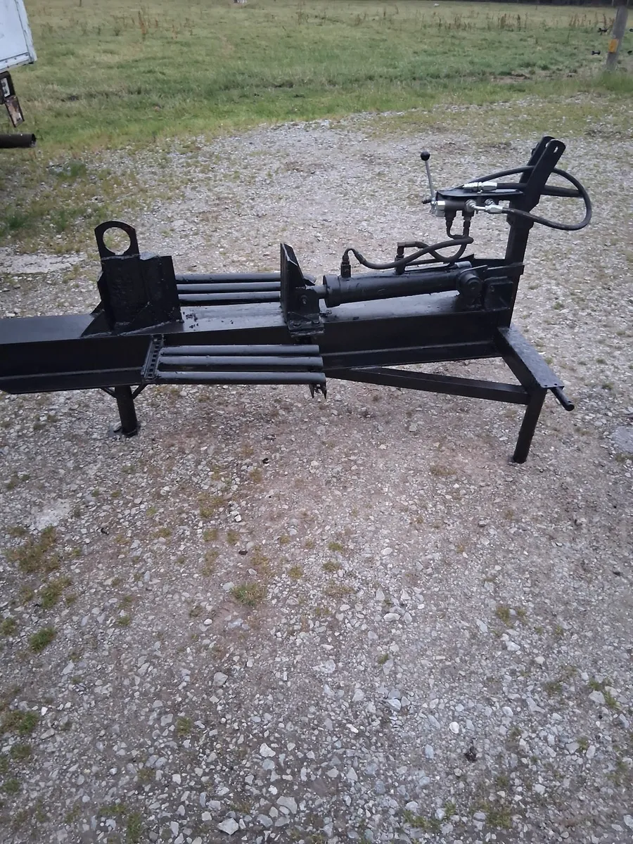 Log splitter, quad bike sprayer - Image 1